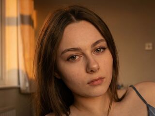 camgirl MireyaElowen