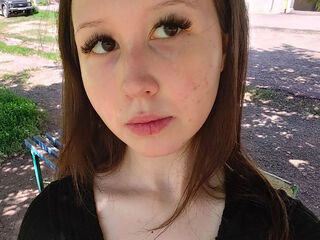 hot webcam slut MonicaKim