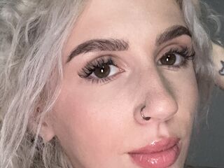 closeup NatalieKeen