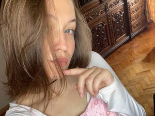 shaved pussy webcam NeonMuse