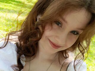 camgirl fingering shaved pussy NickieKounlavong