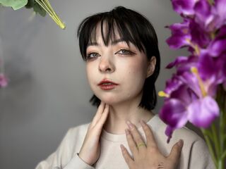 free chat NoellaBeaumont