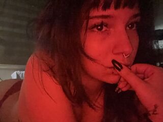 free webcam chat PeachyPurr