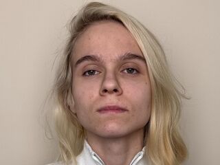 chatroom webcam PoulaShade