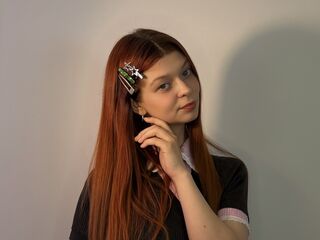 cam girl chat room RoselynMeucci