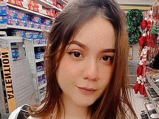 camwhore fingering shaved pussy RouseAnn