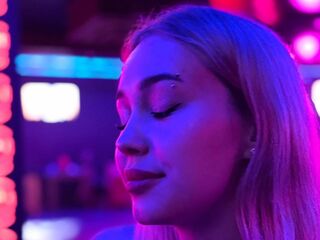 camgirl playing with sex toy SabineSoffel