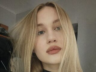 adult liveshow SadieTandon