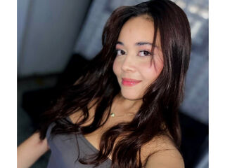 nude webcamgirl picture SarahBlass