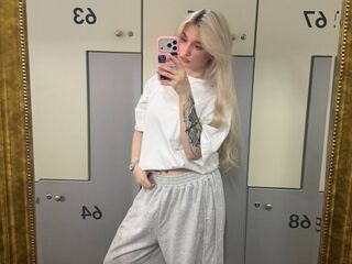 fingering girl cam ScarlettAndreula