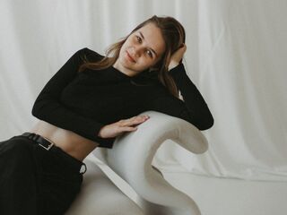 naked girl with cam fingering SenaArrojo