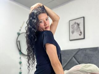 hot girl SereneBaqu