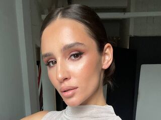 camgirl masturbating with dildo ShawnNoor