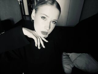 cam girl photo SherieMcwayne