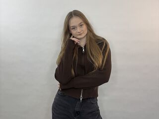 free cybersex SigneKeatley