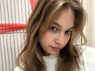 nude camgirl picture SimoneBotellio