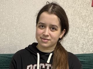 girl fingering shaved pussy SoftLina