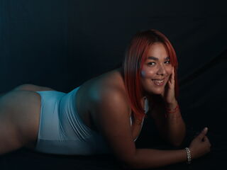 girl fingering bald pussy SolangeMendoza