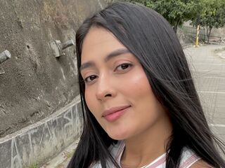 camgirl fingering pussy SophieKiido