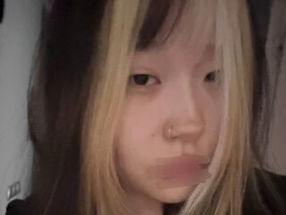topless webcam girl SusannaNicolls