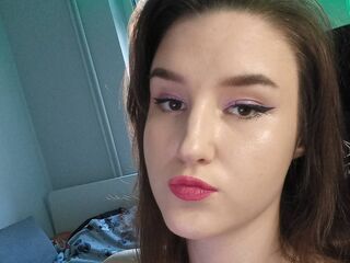 nude webcamgirl photo SuzannaConnally