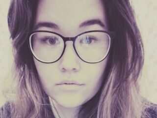 naked cam girl masturbating TarraTeylor