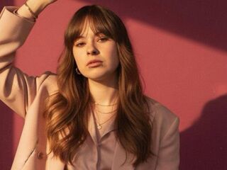 camgirl chatroom TerinaLairmore