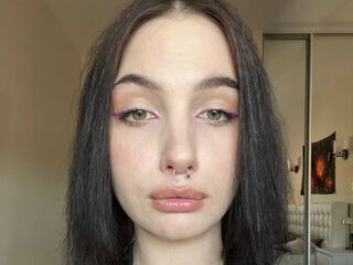 beautiful girlcam TeshaVanhoozier