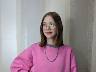 camgirl masturbating with vibrator TishaTalty