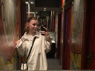 free nude web cam ToriDanceer