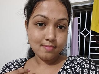 adult cam show TrishaSaha