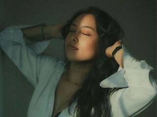 camslut topless ValerieAlfayet