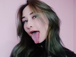 free nude webcam show VikaCheers