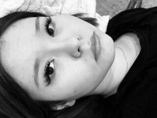 sexy webcamgirl pic ViolaTilman