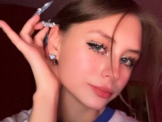 closeup web cam WaiSchoebel