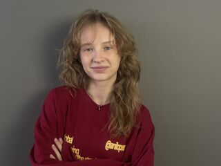 girl topless chat WinnifredMckowen