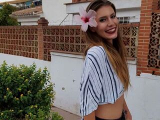 free webcam photo ZayraMyer