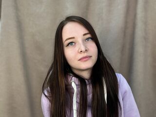 webcam show ZeldaDarlington