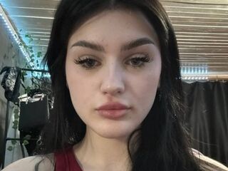 naughty camgirl fingering shaved pussy ZonaLavender