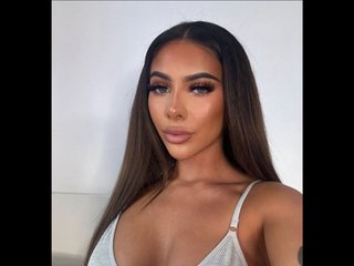 PrettynaughtyLa